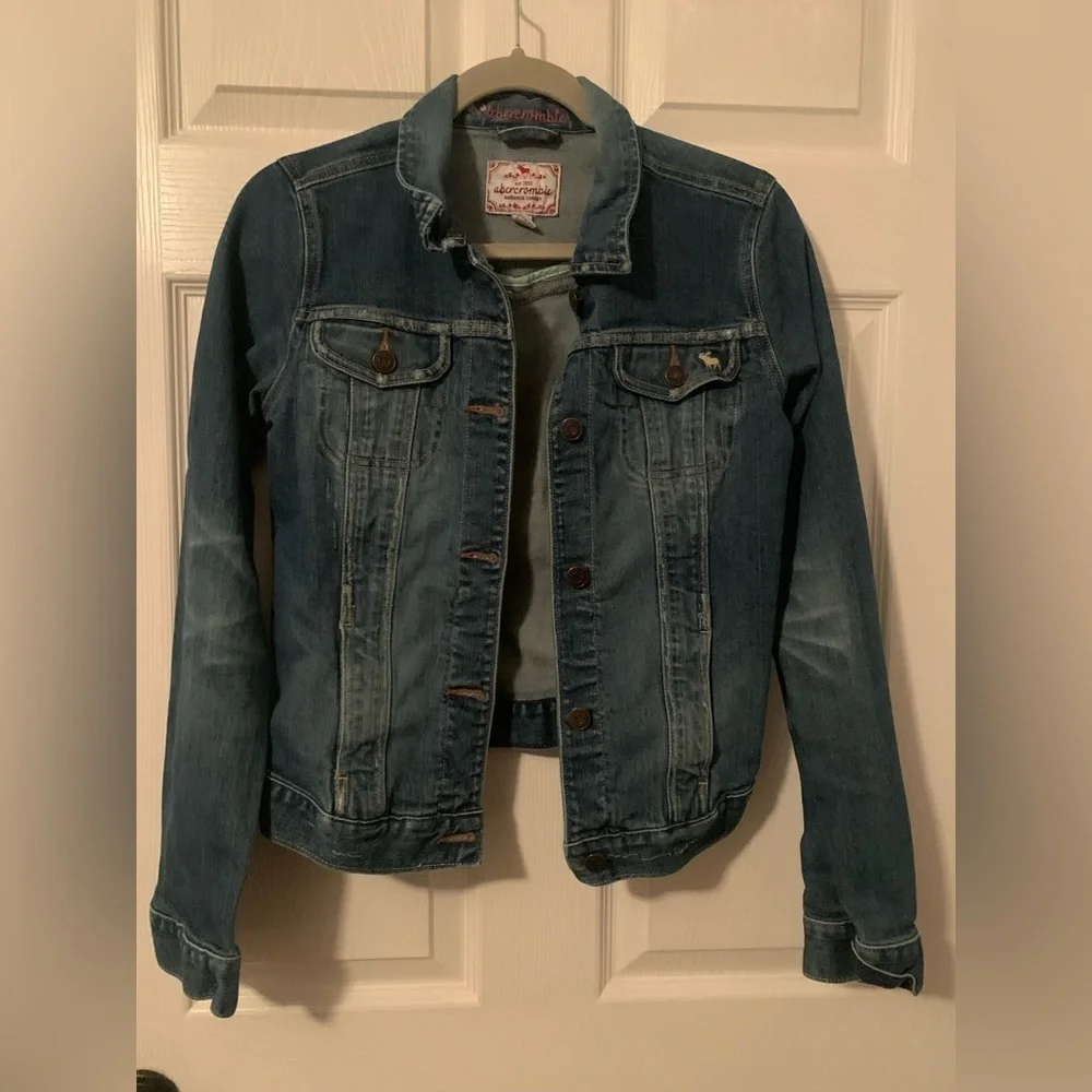 Abercrombie and Fitch Kids - Size XL - Jean Jacket